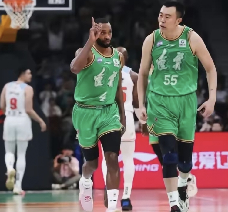 Ning重要时刻出色发挥，美国队带队取胜！